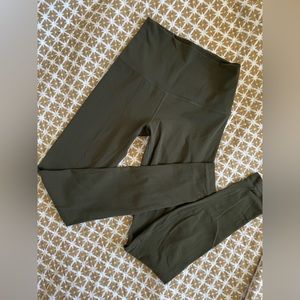 Lululemon Align 28”